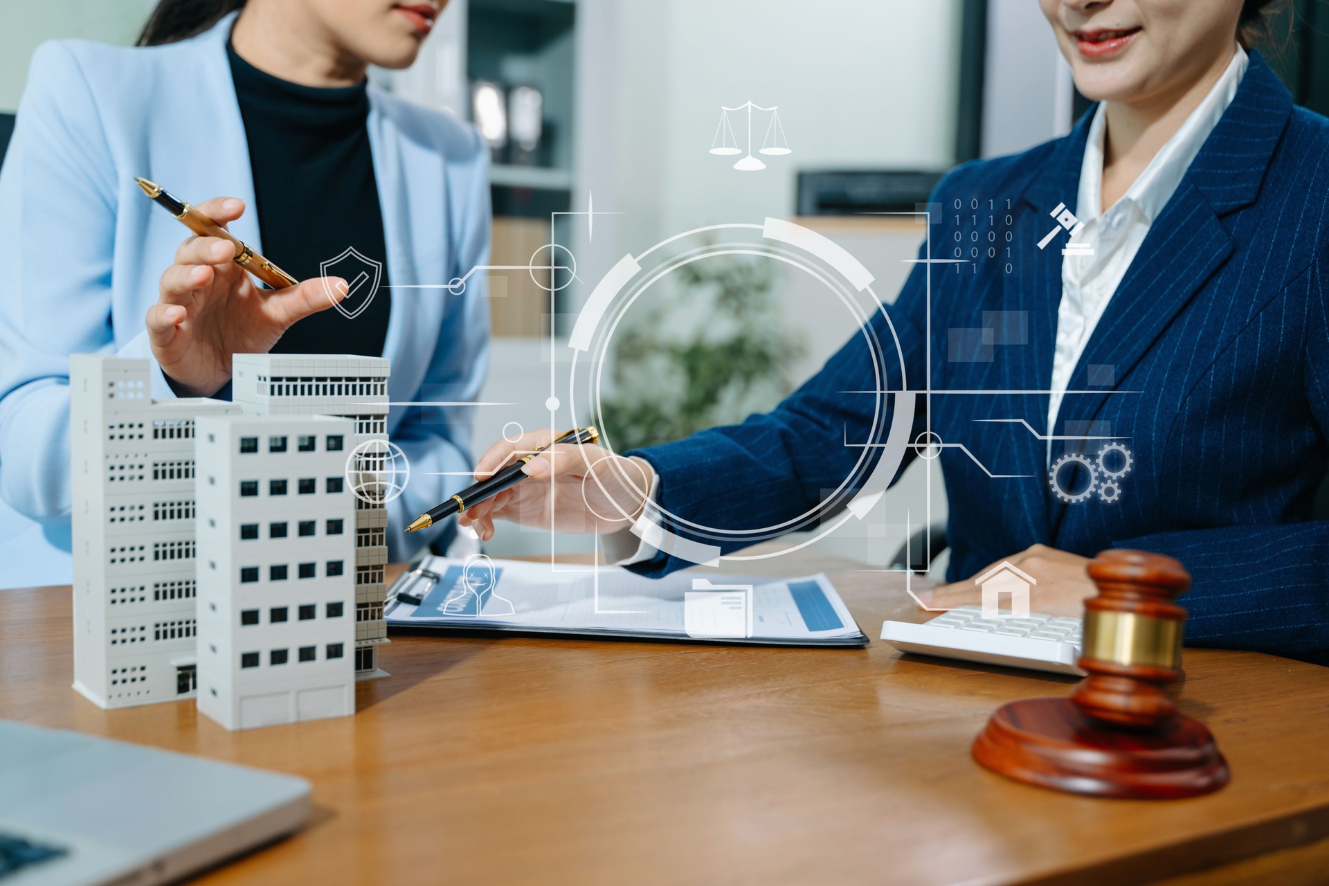 Inovație în consultanța imobiliară – utilizarea tehnologiilor moderne pentru decizii inteligente, proiectul Nebshome.com.